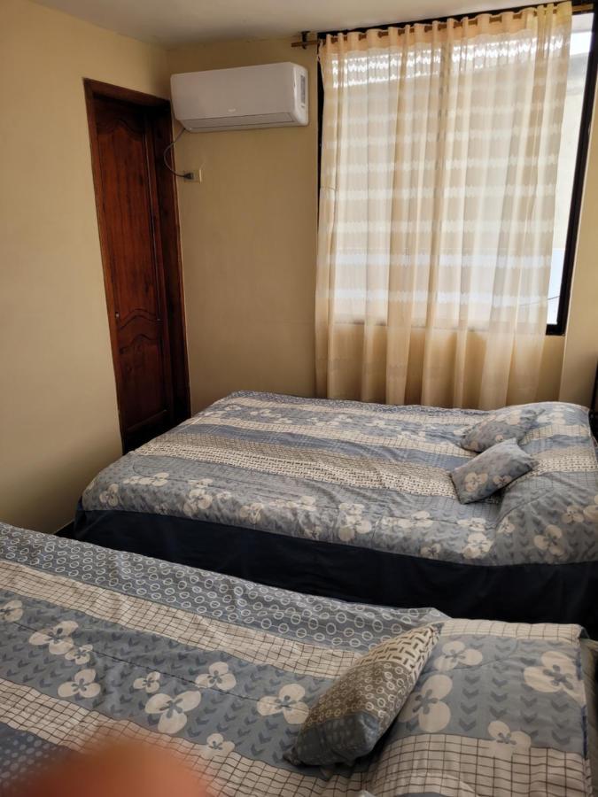 Hostal Haziel Salinas  Luaran gambar